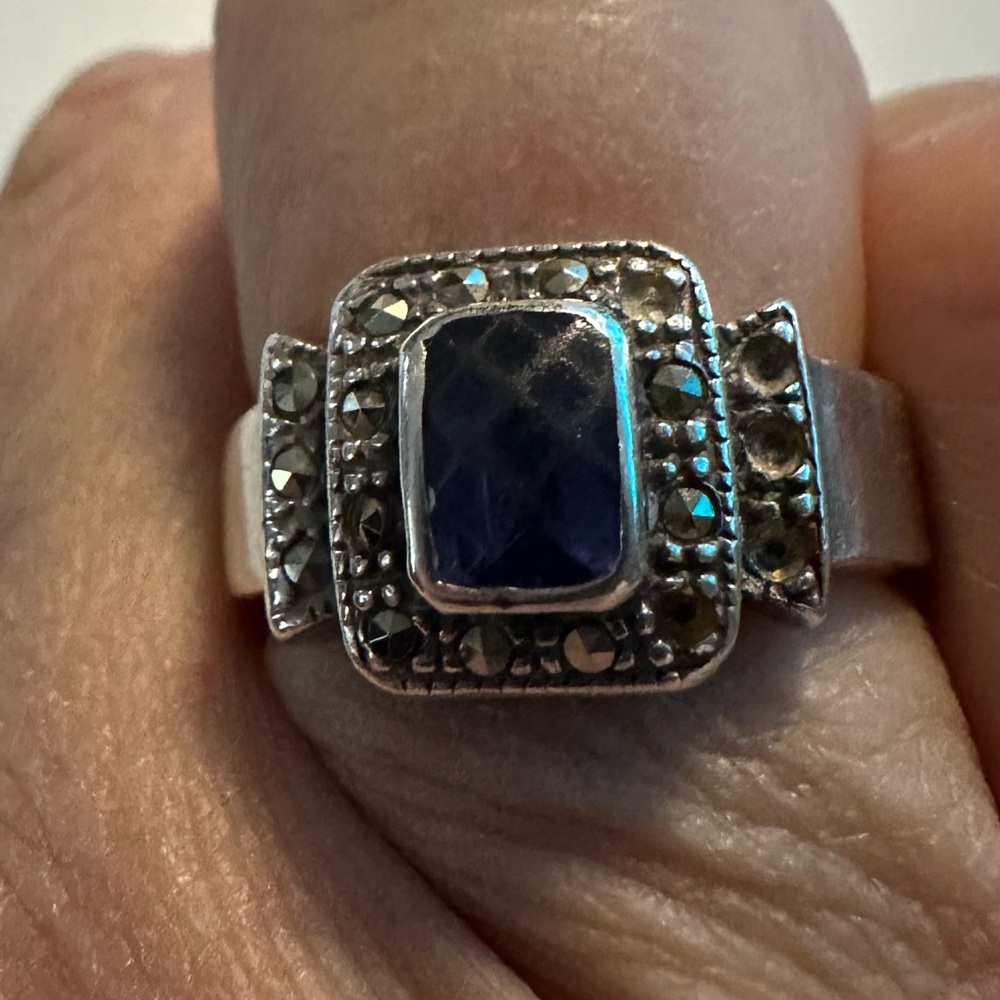 Elegant Sterling Silver and Purple Women's Ring